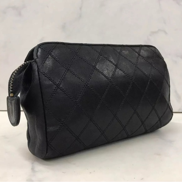 CHANEL Matelasse Pouch/Clutch
Leather Black Authentic with COA - Picture 2 of 10
